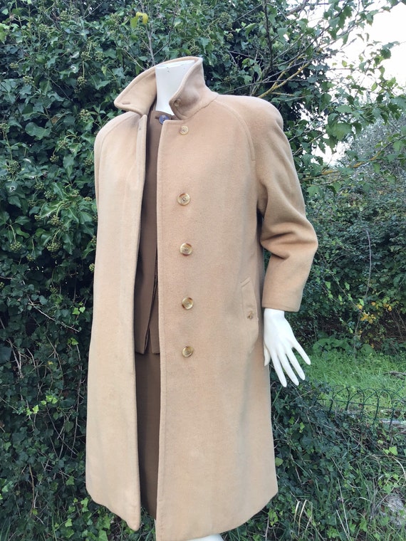 A/1 BURBERRY- CAMEL HAIR Coat | Fashion Vintage C… - image 2