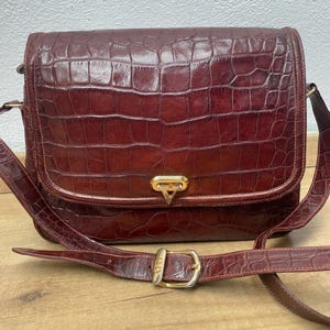 VALENTINO GARAVANI schoudertas | Tas van leer met krokodillenprint | Tas van reliëfleder | Valentino Garavani schoudertas | Valentino voor verzamelaars afbeelding 1