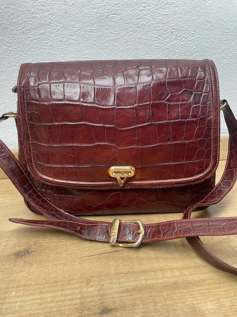 VALENTINO GARAVANI schoudertas | Tas van leer met krokodillenprint | Tas van reliëfleder | Valentino Garavani schoudertas | Valentino voor verzamelaars afbeelding 1