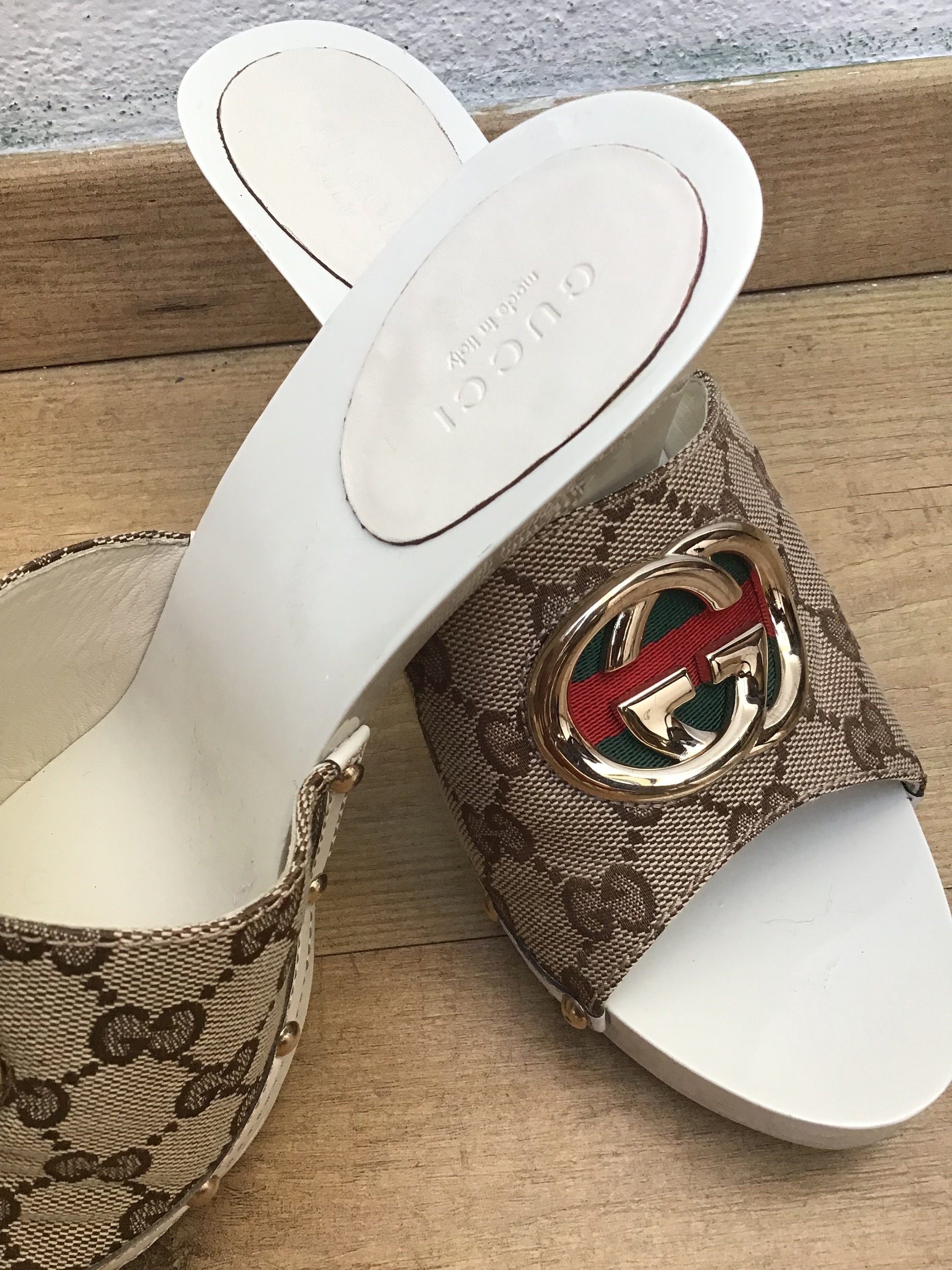 GUCCI MONOGRAM SABOT| Gucci Monogram Leather Mule | Fashion
