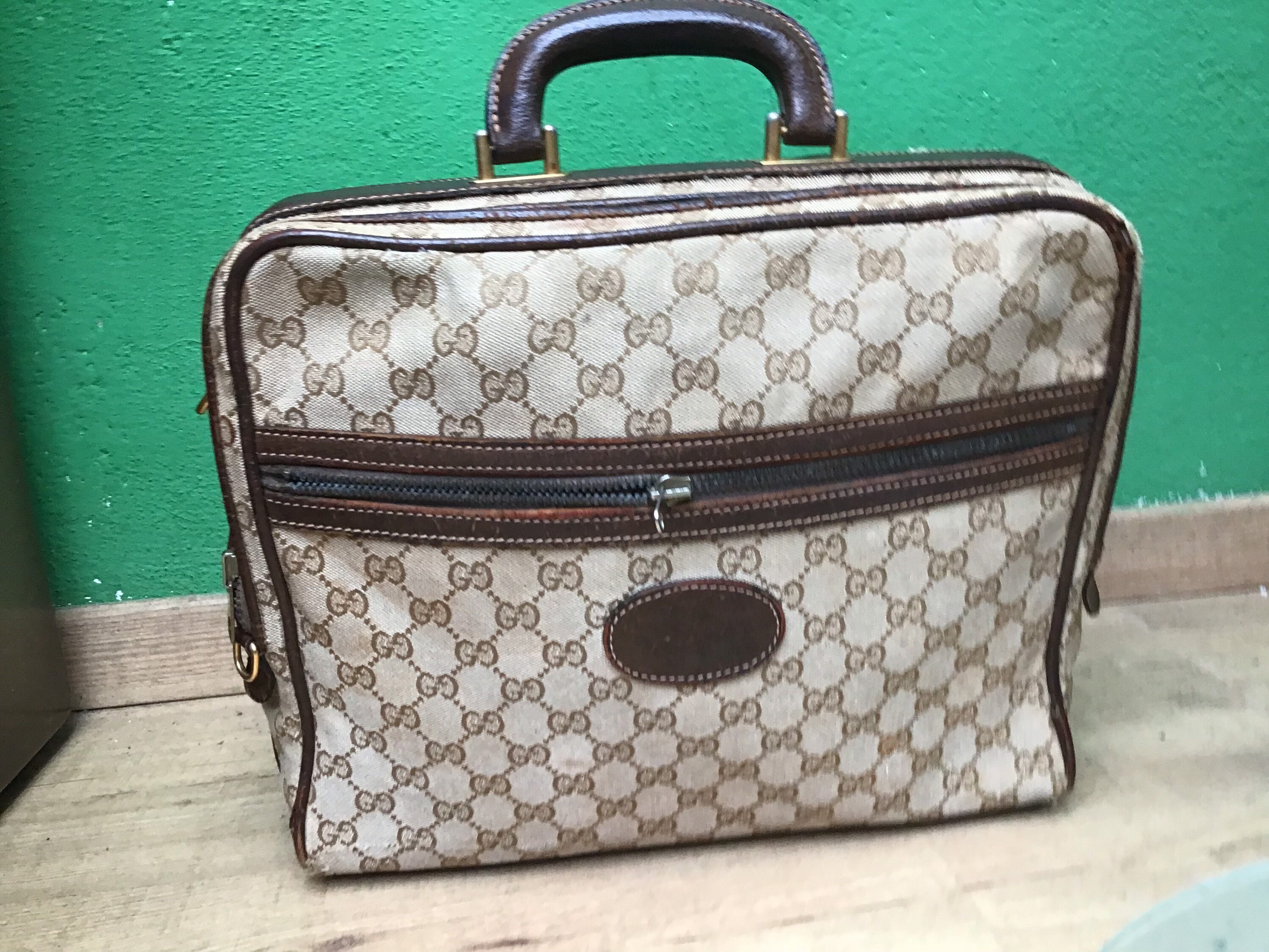 GUCCI イタリア製 真鍮 ハンマード仕上げ スプーン型 アンティーク雑貨 GUCCI - 極 美品 GUCCI グッチ オールドグッチ ヴィンテージ