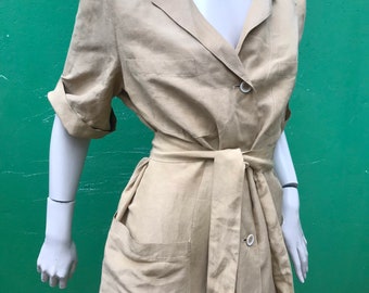 GENNY LEINENKLEID | Langes Leinenhemdkleid von Versace | Vintage-Hemdkleid von Genny | Modisches Vintage-Kleid | Dunkelbeiges Leinenkleid | Luxuskleid