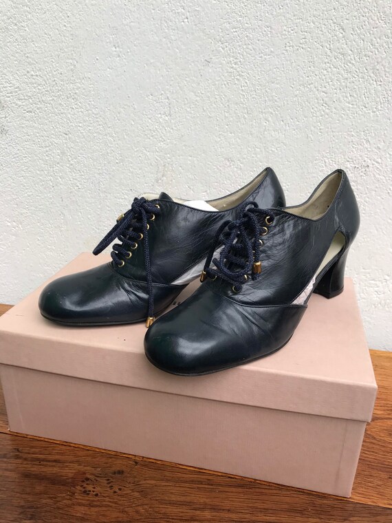 GOTHIC CHIC VINTAGE Shoes | Deadstock shoes fasten