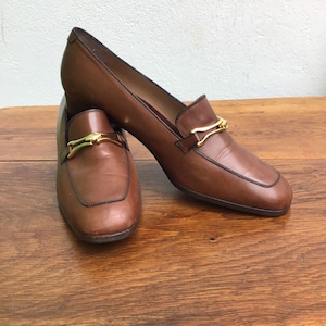 f/1 VINTAGE DEASTOCK 70s LOAFERS | Leather fashion vintage Loafers | 40 leather loafers | Deadstock leather loafers | Brown cognac loafers