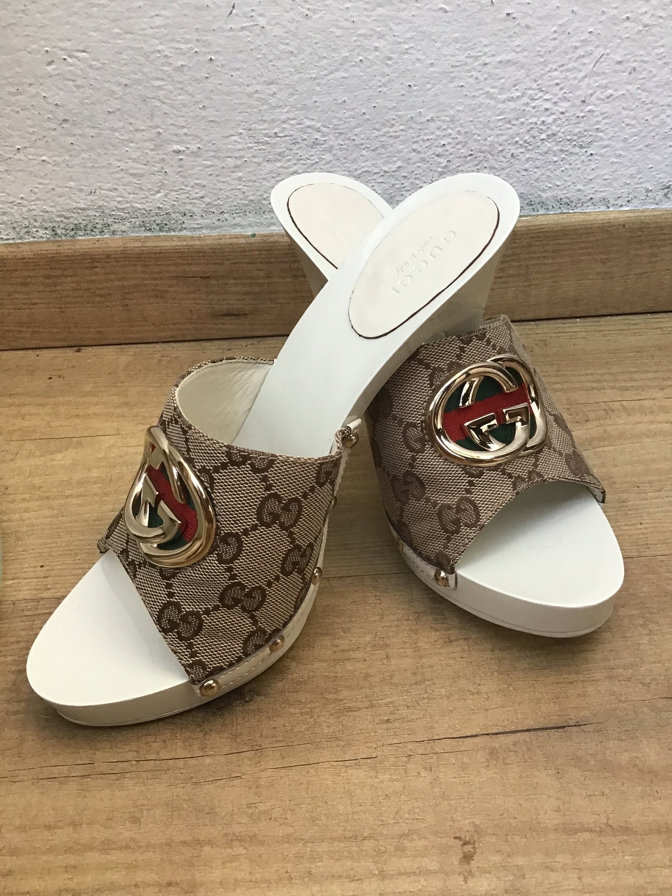 GUCCI GGモノグラム ミュール GUCCI MONOGRAM SABOT| Gucci Monogram Leather Mule | Fashion