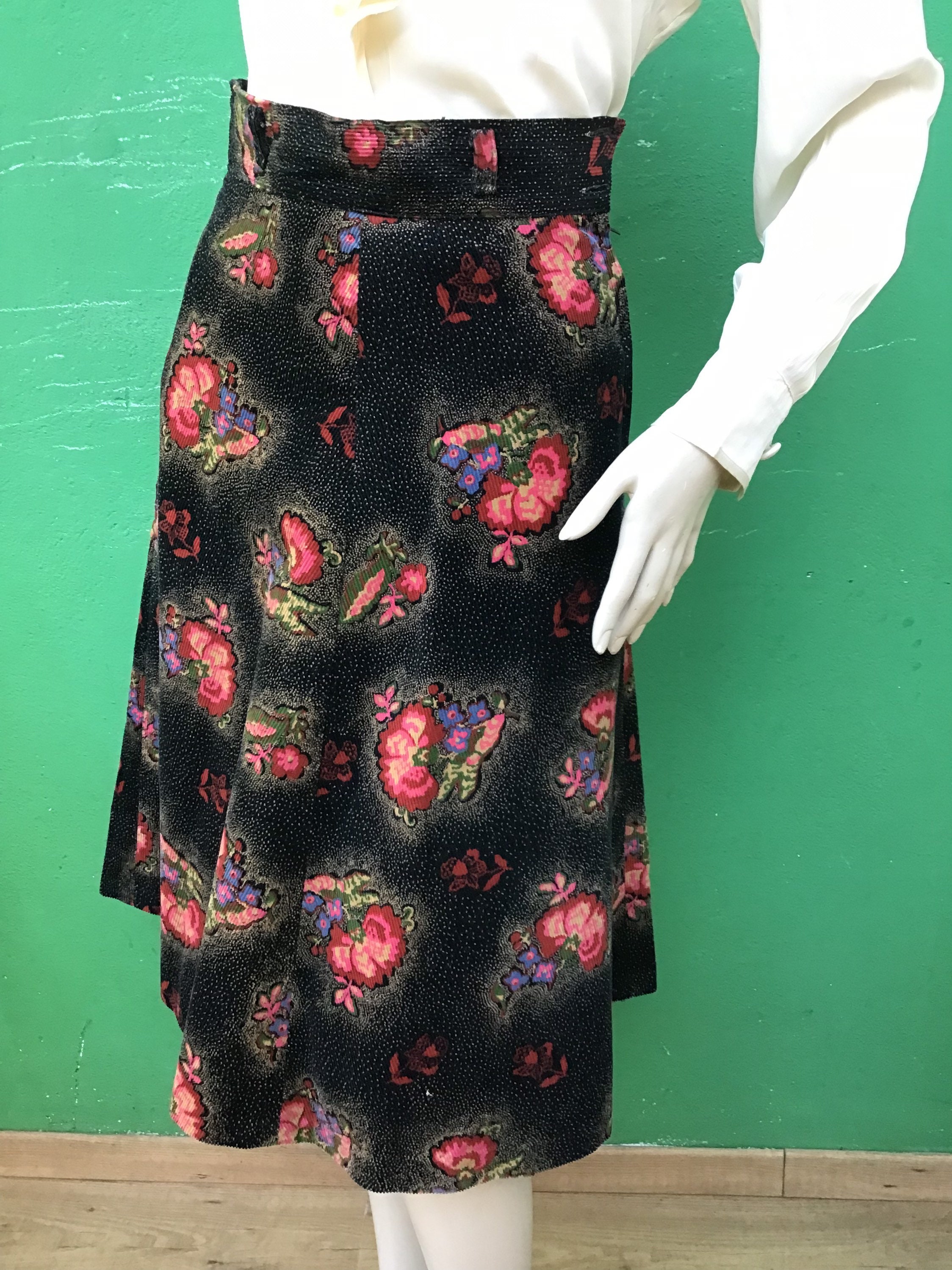 VINTAGE LONG FLORAL Skirt| High Waisted Floral Skirt Vintage