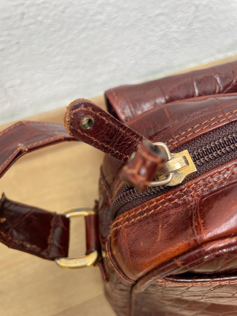 VALENTINO GARAVANI schoudertas | Tas van leer met krokodillenprint | Tas van reliëfleder | Valentino Garavani schoudertas | Valentino voor verzamelaars afbeelding 8