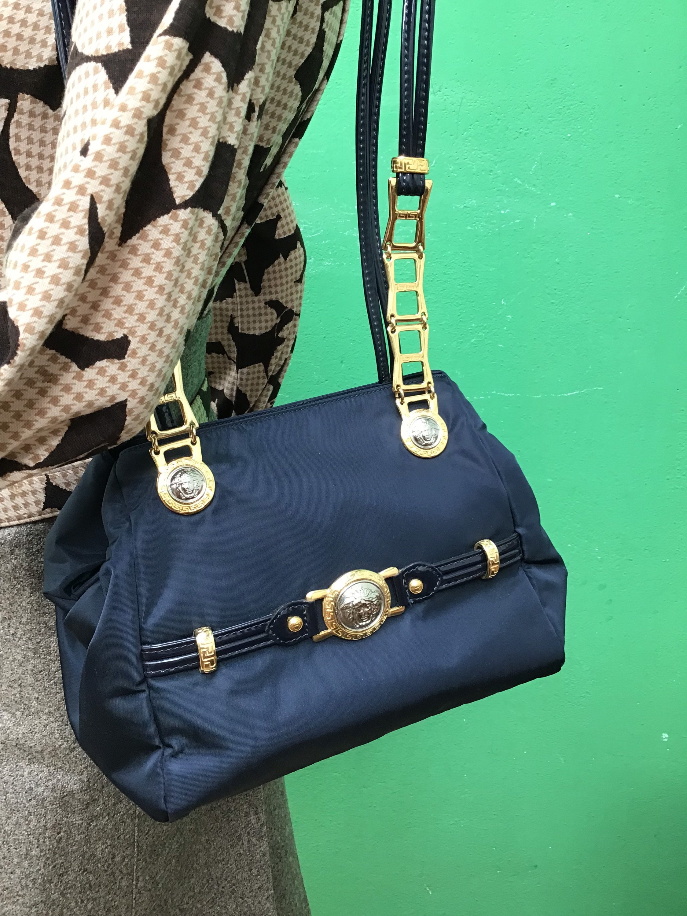 GIANNI VERSACE SHOULDERBAG| Vintage Navy Nylon Shoulderbag