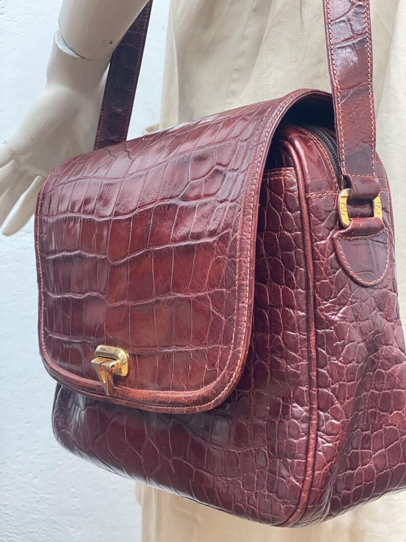 VALENTINO GARAVANI schoudertas | Tas van leer met krokodillenprint | Tas van reliëfleder | Valentino Garavani schoudertas | Valentino voor verzamelaars afbeelding 3