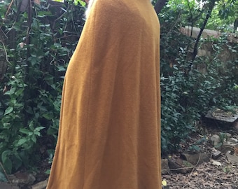 Cape vintage en laine années 60 | Cape de couture en laine | Cape vintage faite main | Cape en laine années 60 | Cape vintage | Cape vintage sur mesure | Fashionab