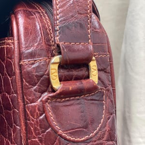 VALENTINO GARAVANI schoudertas | Tas van leer met krokodillenprint | Tas van reliëfleder | Valentino Garavani schoudertas | Valentino voor verzamelaars afbeelding 10