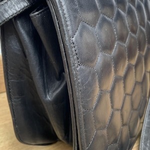 VALENTINO GARAVANI SHOULDERBAG| Quilted vintage leather bag| Luxury leather bag | Black leather shoulderbag | Valentino Garavani Bag image 20