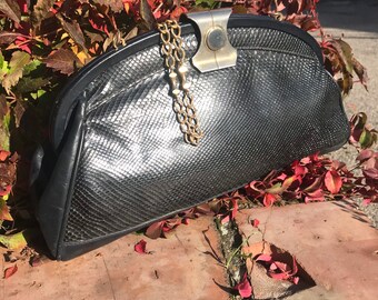VINTAGE PYTHON LEATHER Pouch Luxury Leather Pouchvintage Python Shoulderbag90s Vintage Bag Pouch Fashion Pouch Shoulder Bag and Clutch Bag - Etsy VINTAGE PYTHON LEATHER Pouch Luxury Leather Pouchvintage Python Shoulderbag90s Vintage Bag Pouch Fashion Pouch Shoulder Bag and Clutch Bag - Etsy