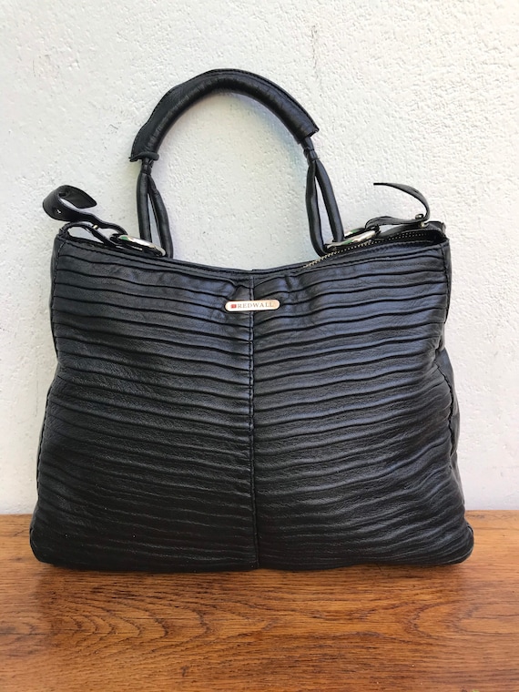 REDWALL LEATHER Bag|black Calfskin Shoulderbag Redwall  display picture 3