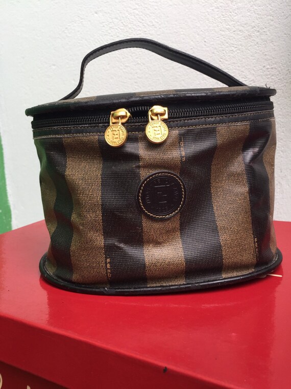 FENDI TROUSSE VINTAGE | Rare trousse Fendi | Fashi