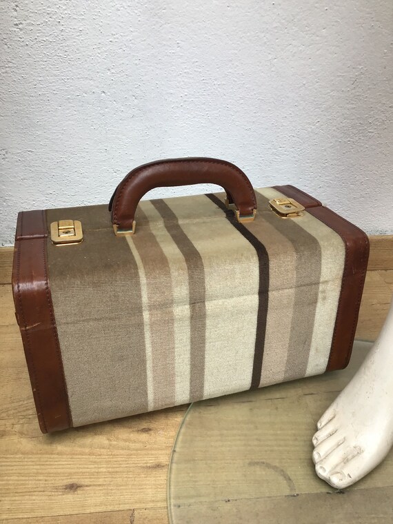 VINTAGE BEAUTY-CASE |Velvet/ leather Travel case|Fashion brown Velvet beauty case| Brown velvet beauty case | Luxury vintage beauty case