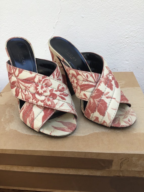 GUCCI FLORAL SABOT Sandals Canvas Floral Sabot Gucci Floral Mules Fashion Vintage Mules Vintage Canvas Leather Mules Vintage Mules Etsy