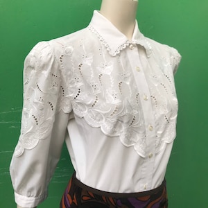 VINTAGE EMBROIDERED SHIRT|  large pilgrim collar| White shirt with puff sleeves and embroidery| Vintage Fashion Shirt| Fashionable White shi