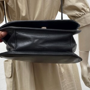 VALENTINO GARAVANI SHOULDERBAG| Quilted vintage leather bag| Luxury leather bag | Black leather shoulderbag | Valentino Garavani Bag image 16