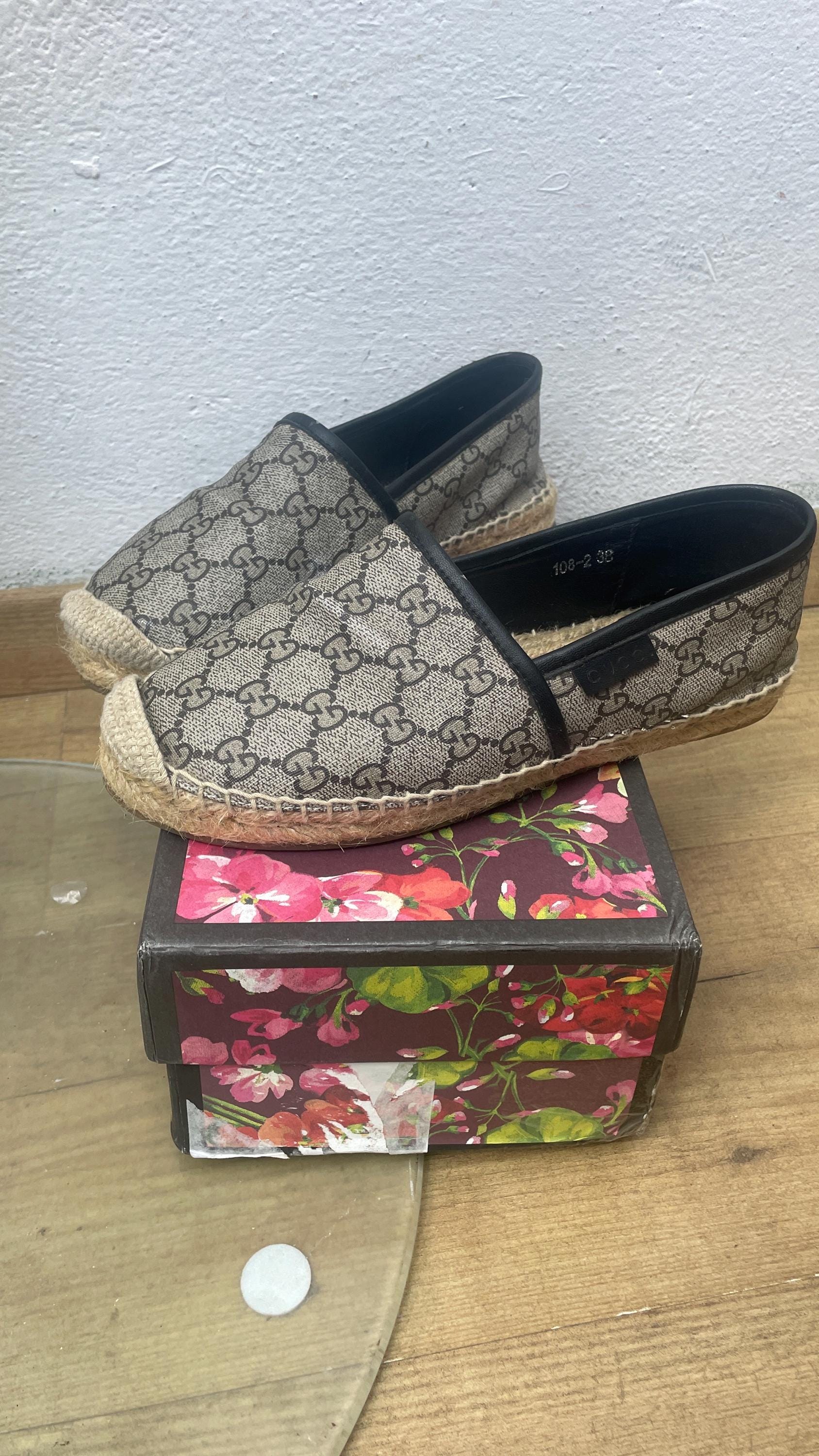 1990s Gucci Shoes - Etsy - Page 2