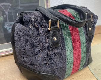 バッグ Gucci vintage handbag drawstring velour Gucci Vintage Drawstring Shoulder Bag, Gucci - Designer