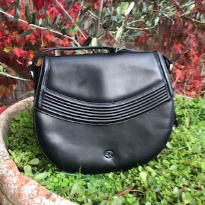 BLACK LEATHER SHOULDERBAG|Fashion leather bag| Luxury Black bag|vintage Black Leather Shoulderbag| Vintage Luxury Shoulderbag| Fashion Style