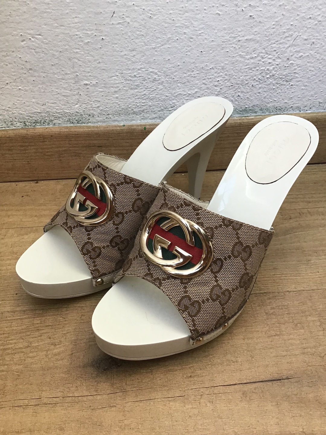 靴 Vintage Gucci Monogram Mules 37 GUCCI MONOGRAM SABOT| Gucci Monogram Leather Mule | Fashion