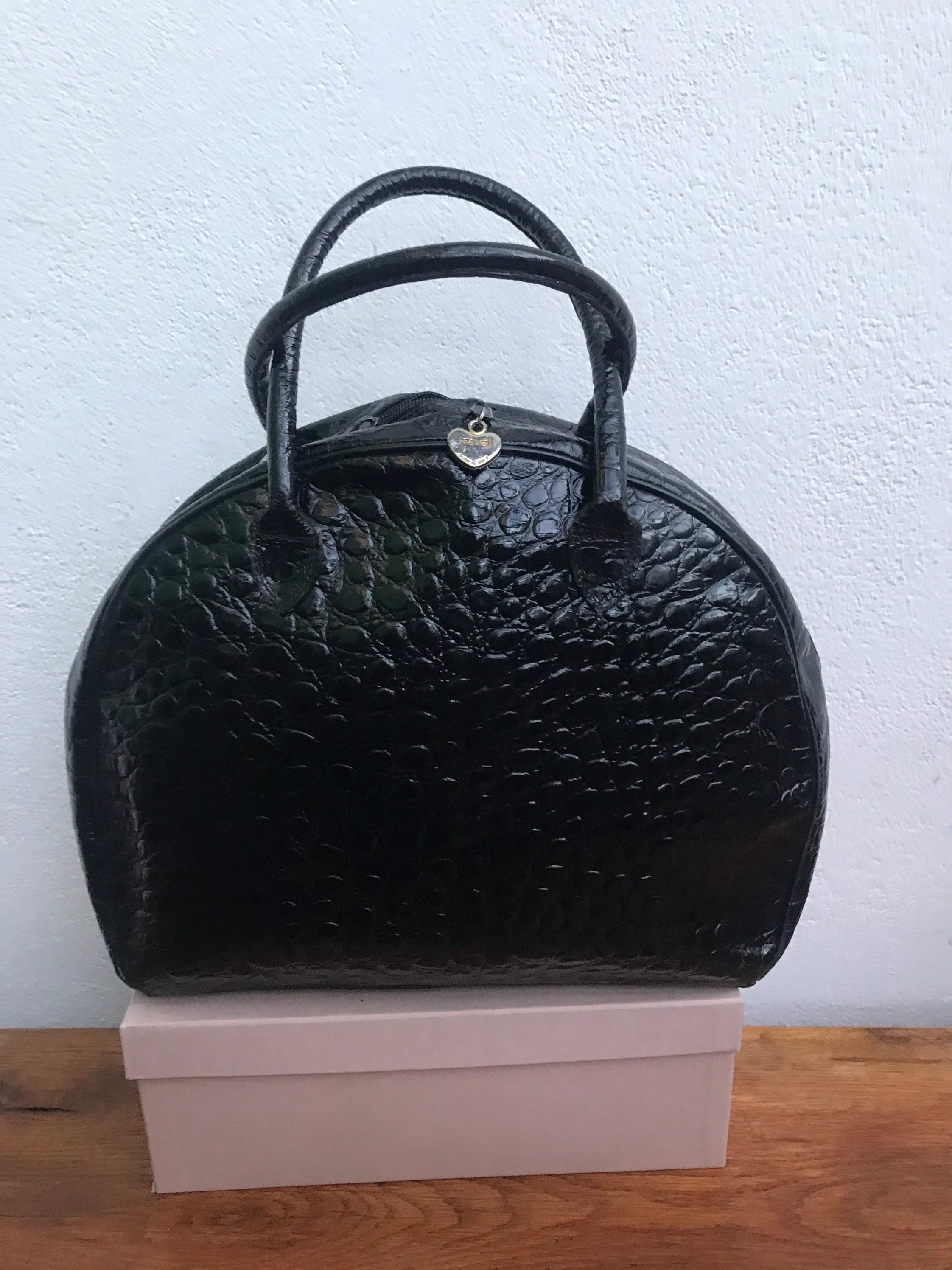 【関税＆送料込み】Moschino Leather Handbag Moschino LOVE Faux Leather Crocodile Effect Tote Bag with