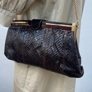 VINTAGE BAKELITE LEATHER Shoulderbag| Fashion vintage Shoulderbag| Brown Python shoulderbag|Luxury vintage leather shoulderbag|Vintage pouch