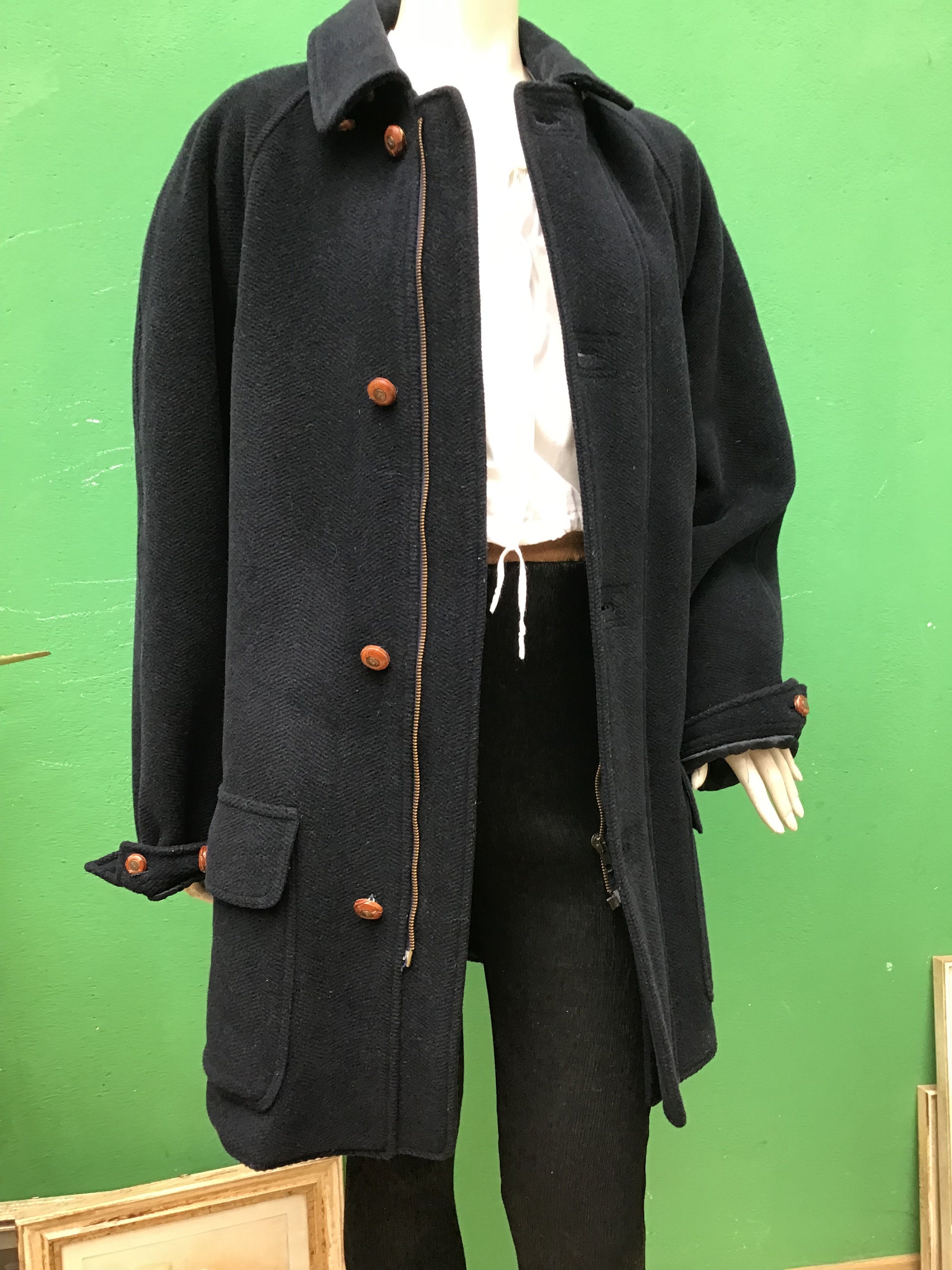 【送料&関税込】Saint Laurent Navy Blue Wool Oversize Coat SAINT LAURENT Belted Wool-Blend Jersey Coat in Navy | endource