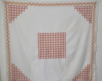 Vintage bestickte Tischdecke