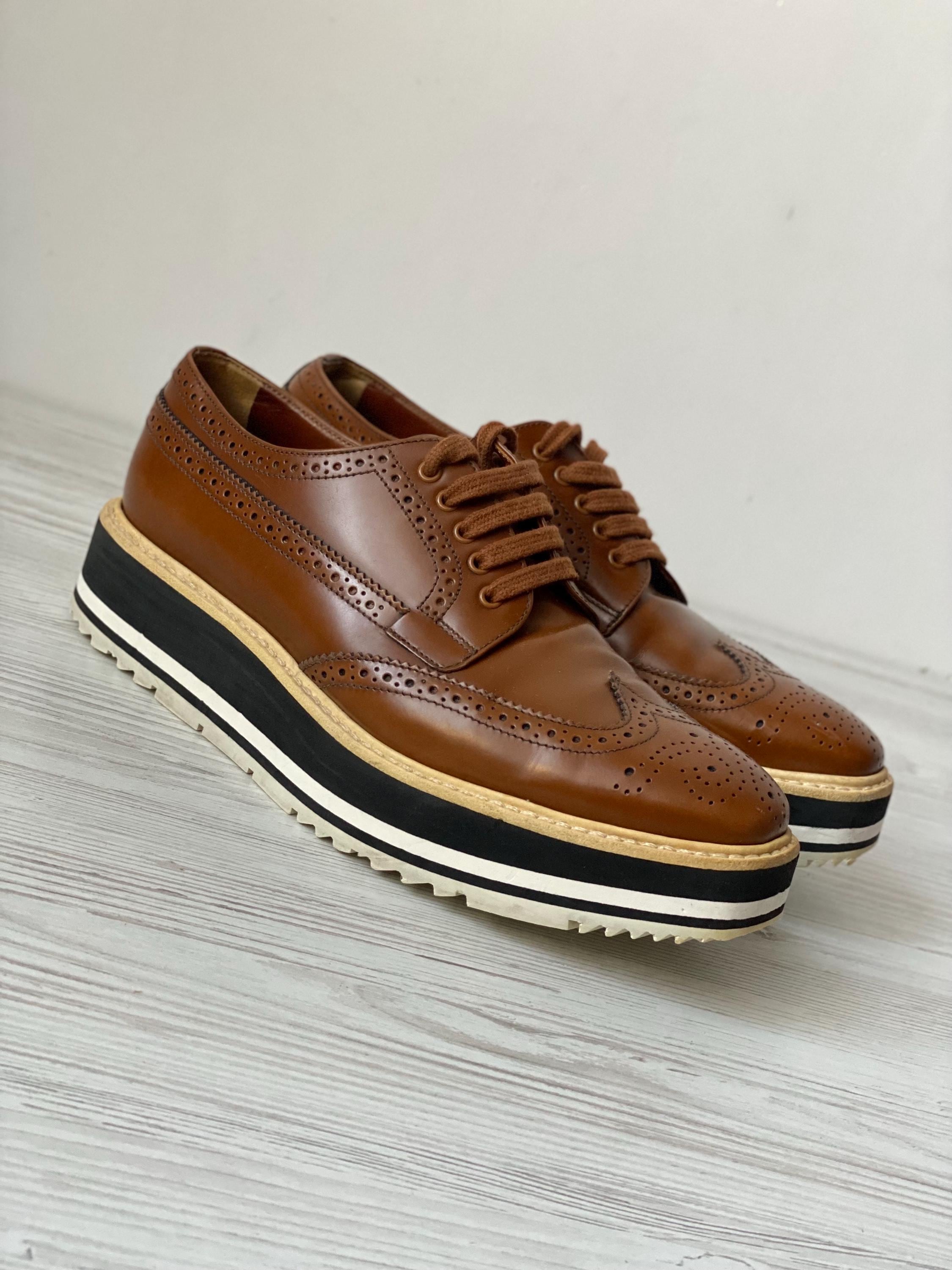 靴 vintage PRADA wing tip leather shoes PRADA Brogue Genuine Leather Wingtip Platform Derby Sneakers