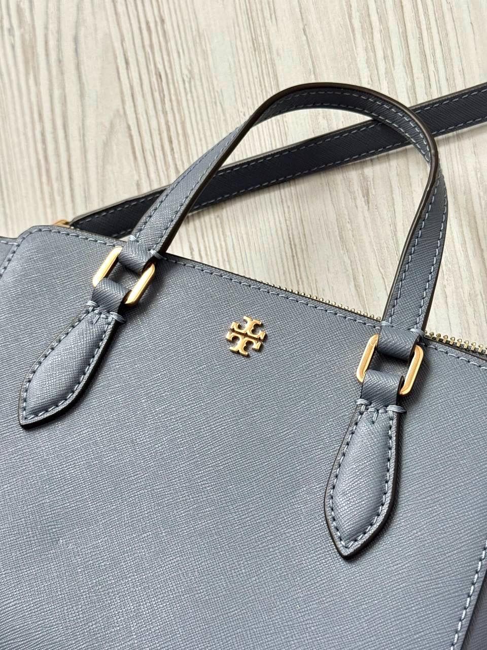 トリーバーチ エマーソン トップジップ トートバッグ 本革 ショルダー