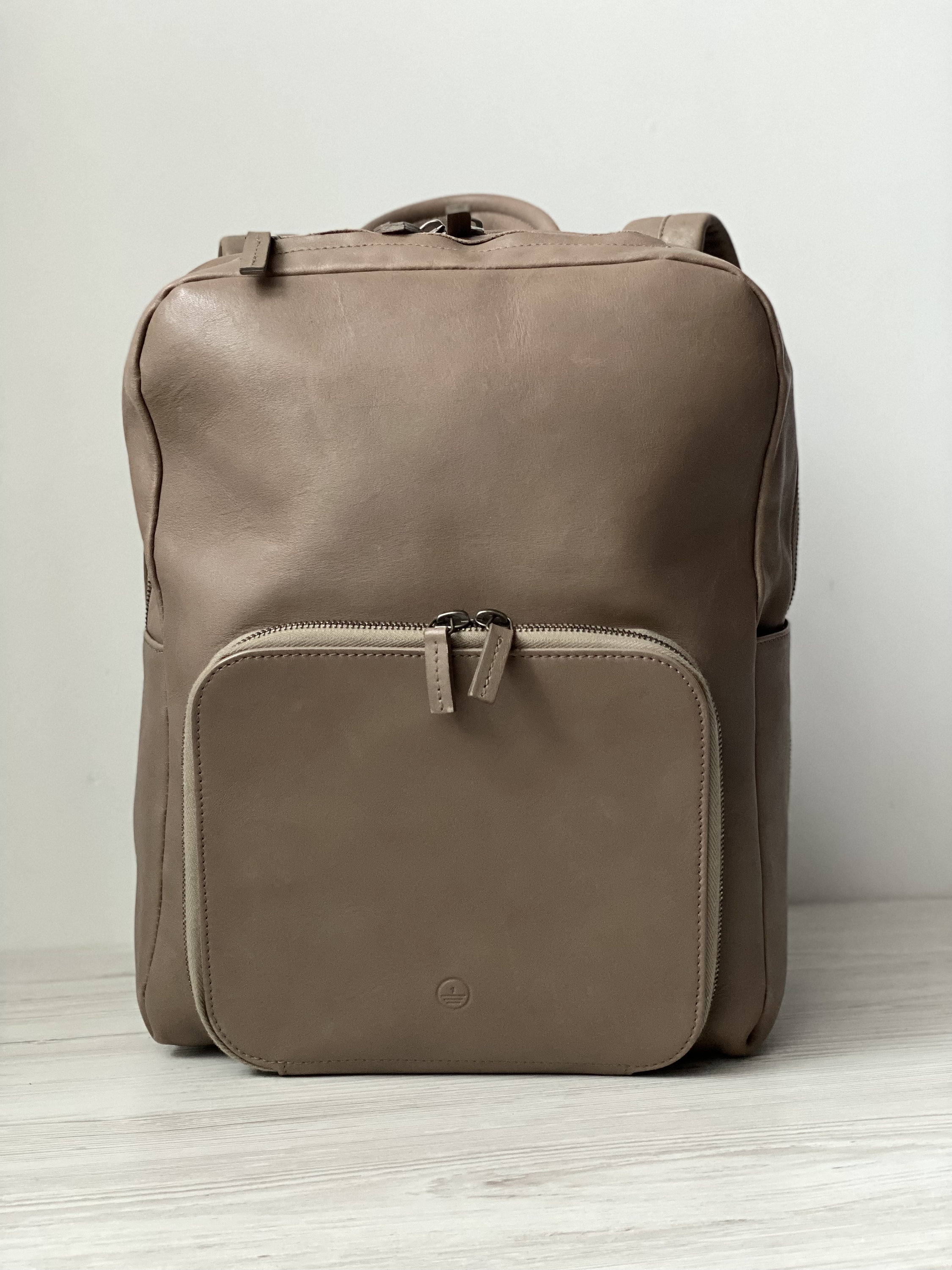 THIS IS GROUND Venture Backpack Genuine Leather Bag Grey  display picture 3