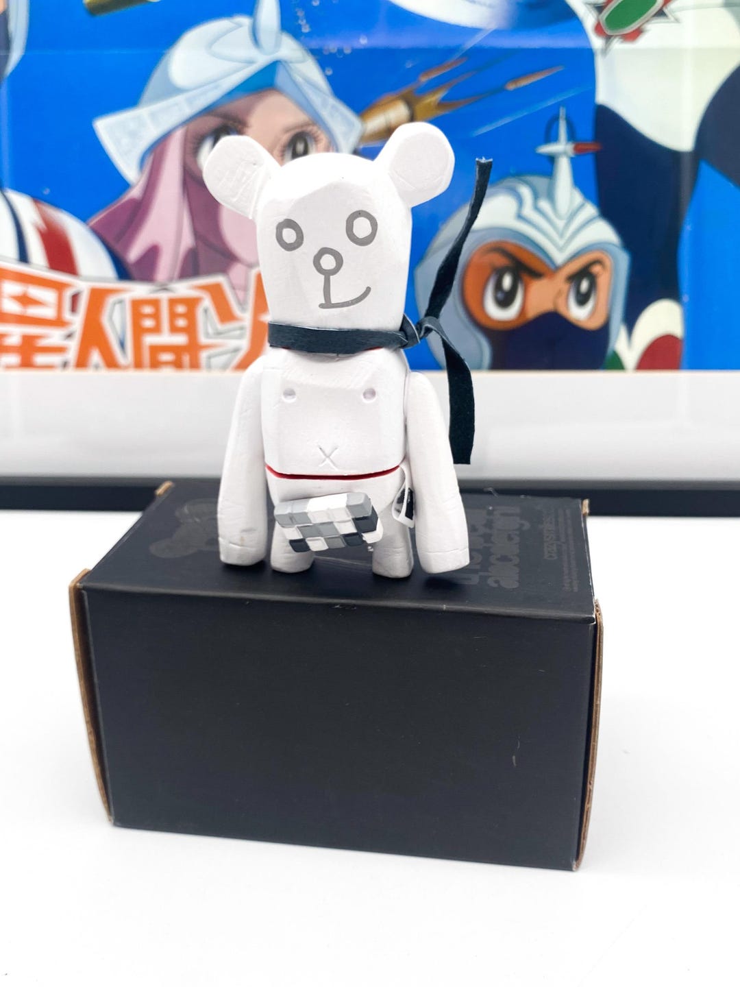 Figurine Michael Lau Crazysmiles Crazychildren No.16 The Bear White 2002 - BANDAI