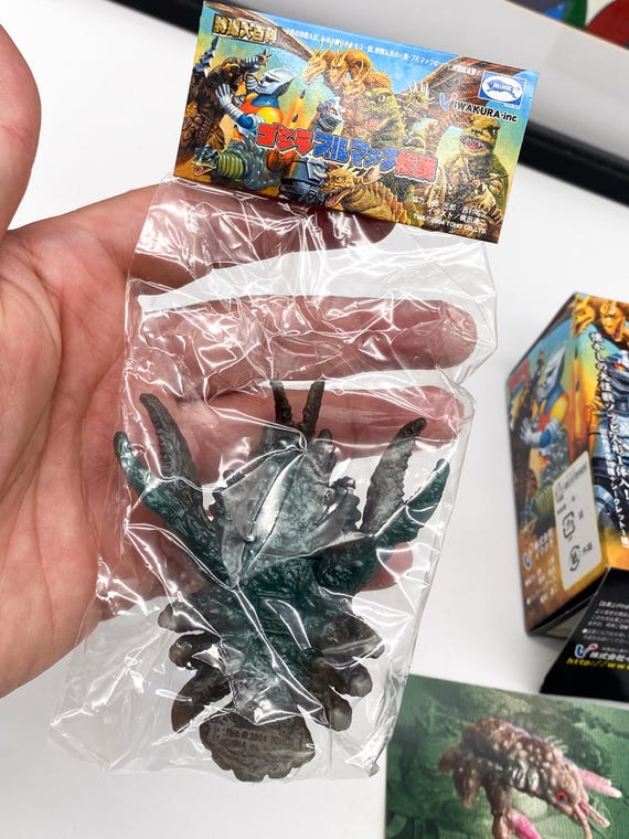 Ganimes Godzilla Bullmark X Iwakura Legends Collection Mini