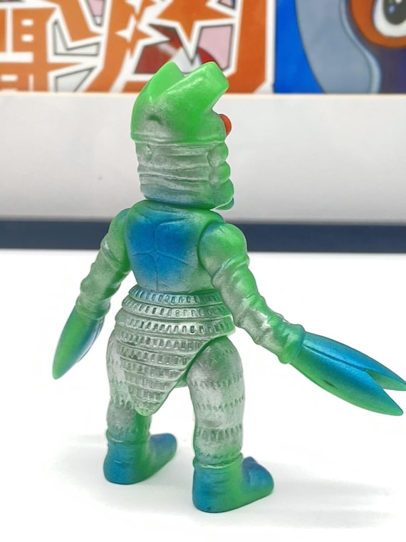 SHINGANGU 怪獣バトルグラウンド BALATON　バルタンペイントソフビ Baltan Bandai Soul of Bullmark Kaiju Sofubi 3