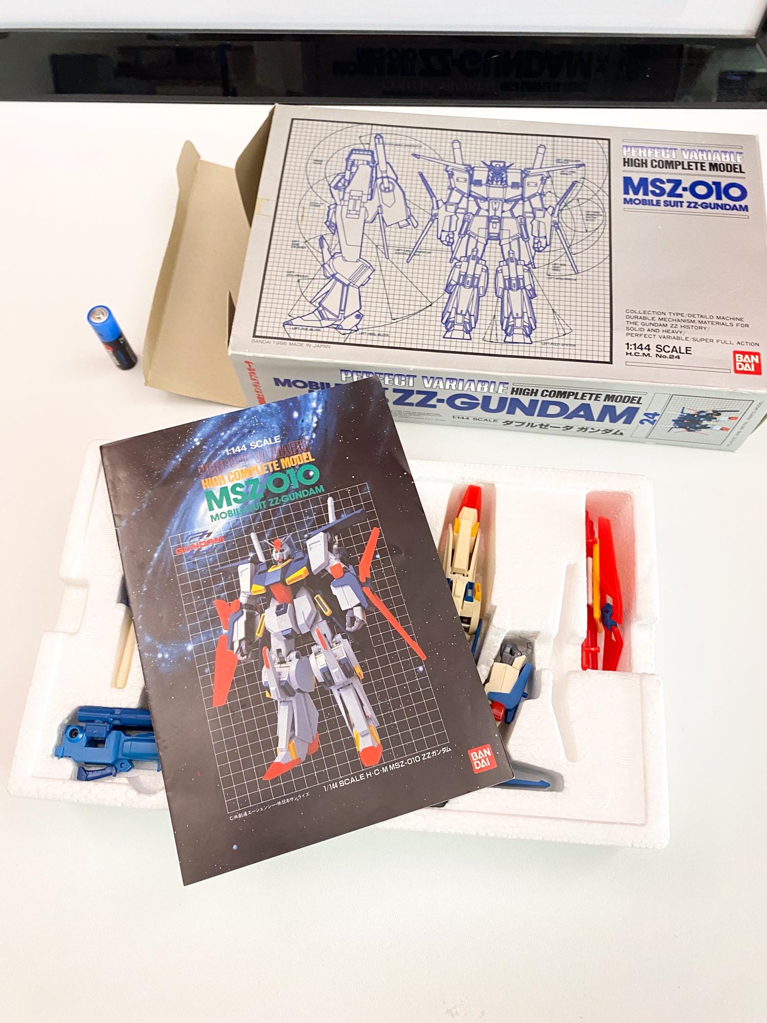 Gundam Perfect Variable High Complete Model MSZ-010 ZZ Double Zeta