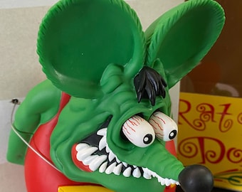Rat Fink Doll - Mooneyes of Japan X Big Daddy Ed Roth MIB - Etsy Rat Fink Doll - Mooneyes of Japan X Big Daddy Ed Roth MIB - Etsy