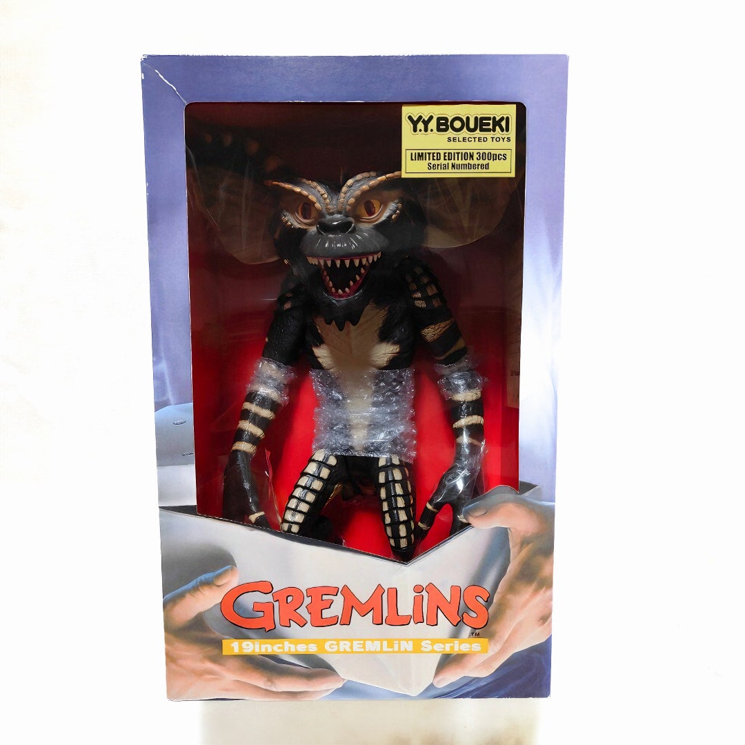 Stripe Y.Y. Boueki Gremlins 19 Inches (50cm) Jun Planning 2007 NIB