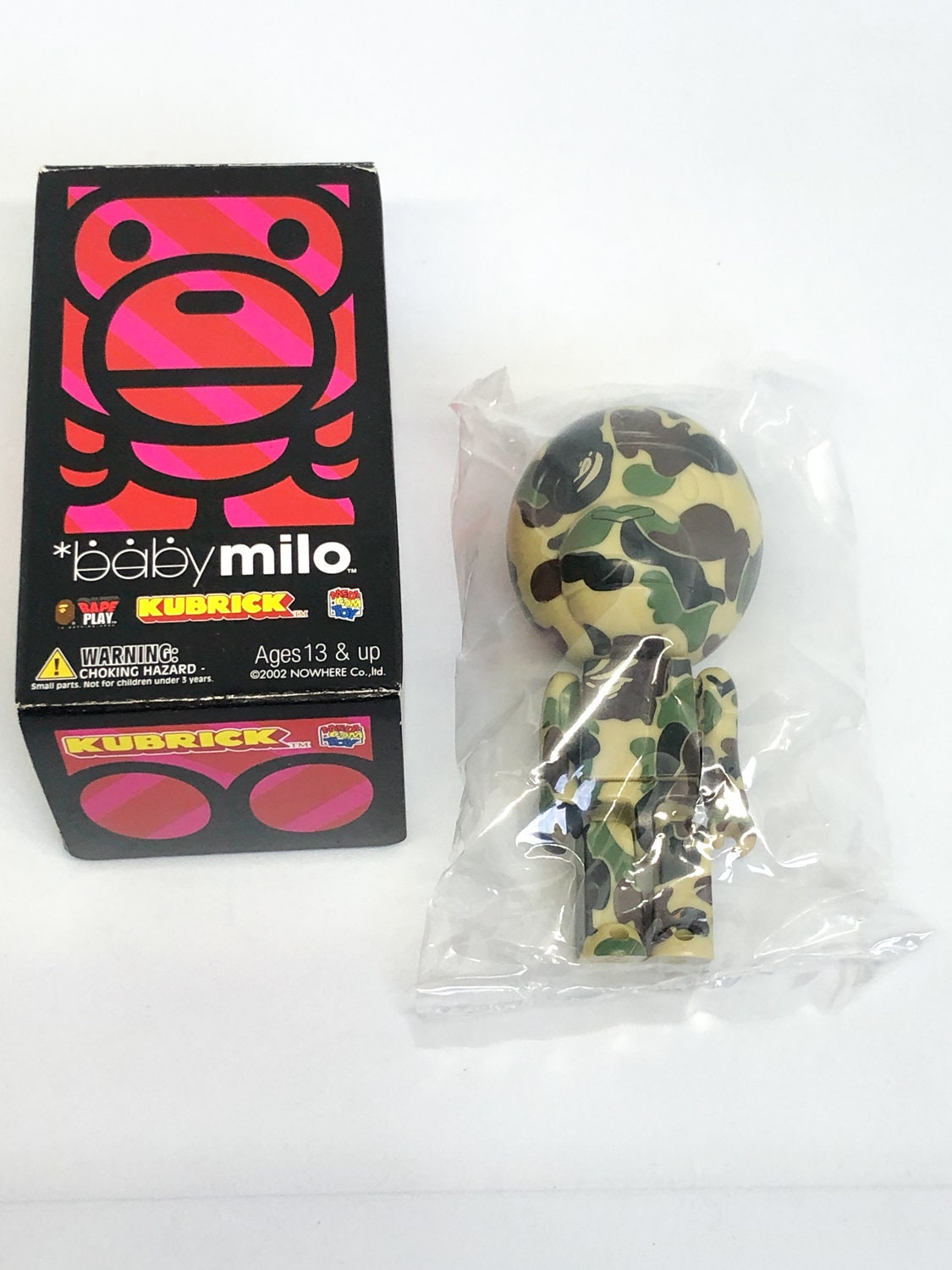 A BATHING APE - BABY milo KUBRICK  シリーズ006 フィギア BAPE s-l400.jpg