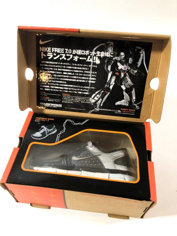 メガトロン トランスフォーマー スポーツラベル コンボイ NIKE フリー