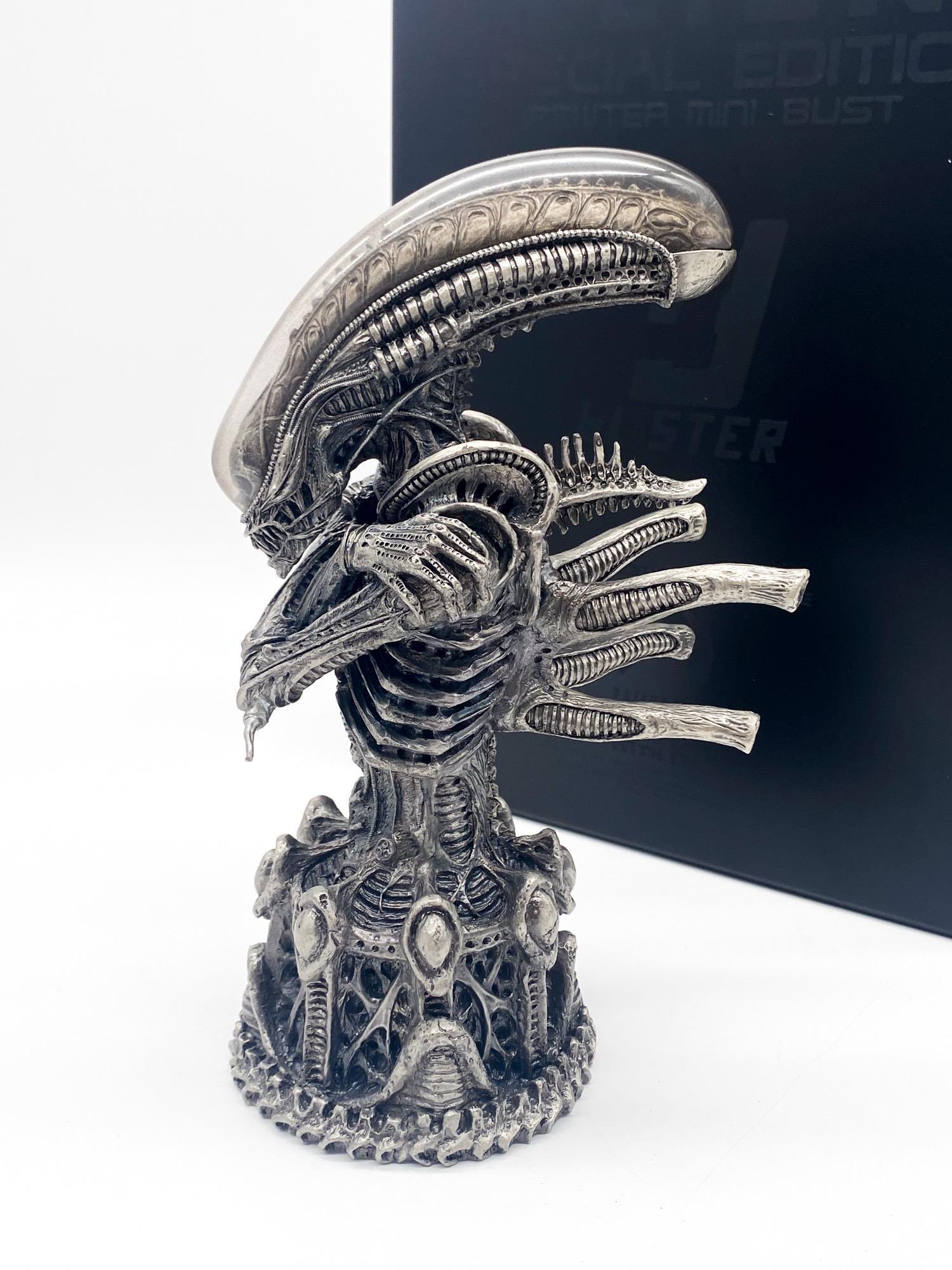 エイリアン スペシャルエディション ピューター製ミニバスト