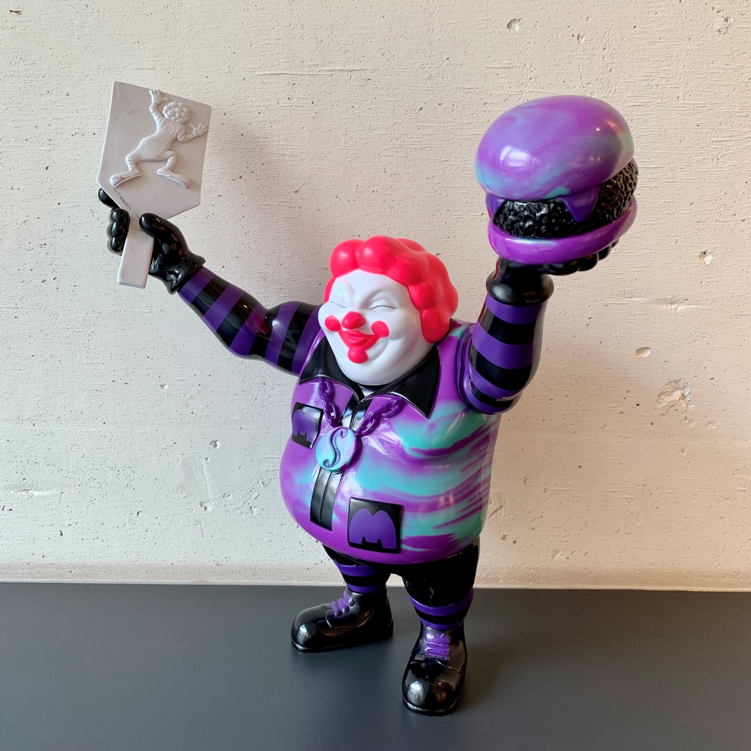 Musart Exclusive - Ron English - GID Mousezilla - Sofubi