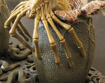 Statue Alien Birth: 3 Eggs and 1 Face Hugger – ATTAKUS 2003 MISB