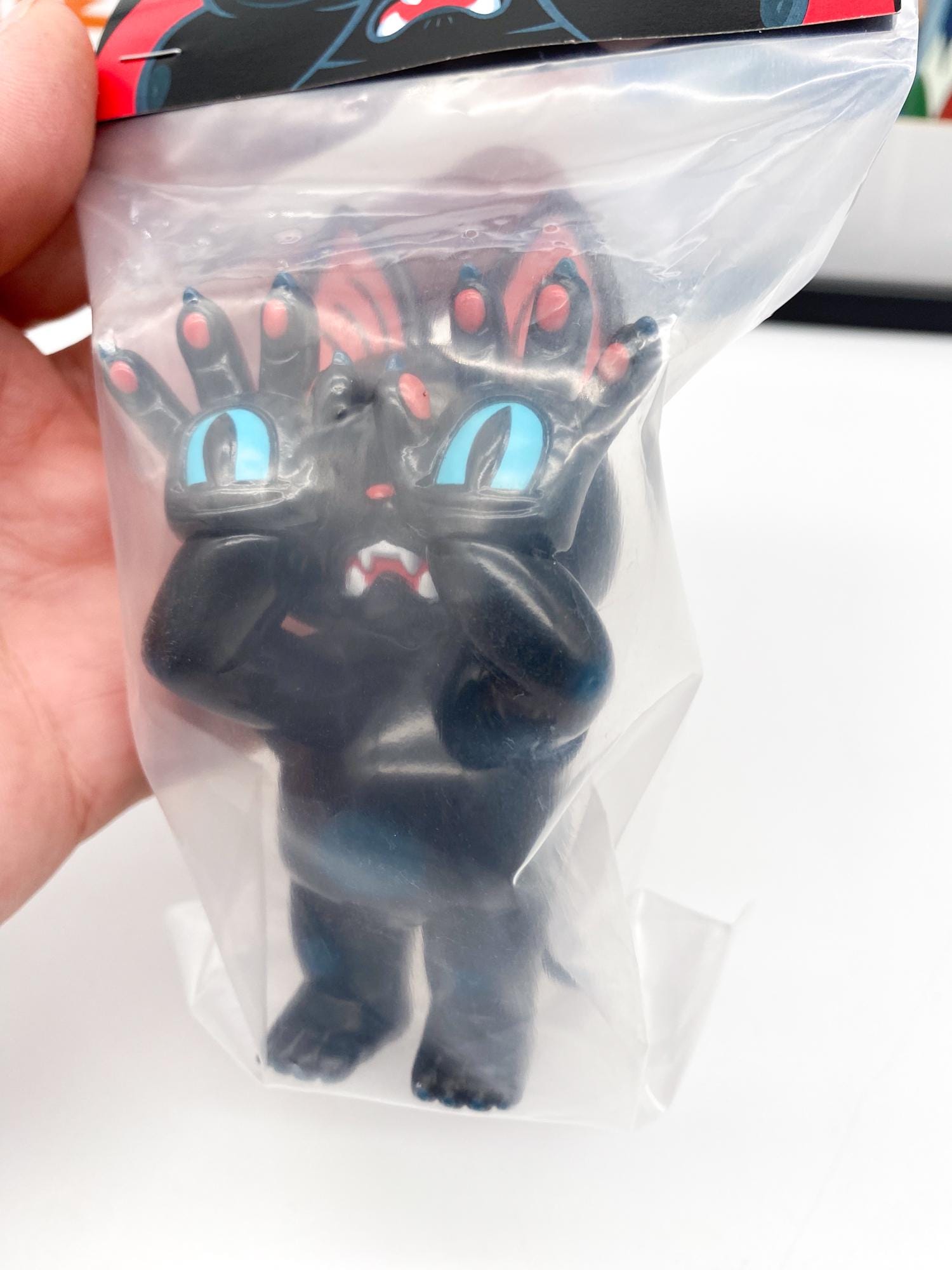 GRAPE BRAIN Sofubi Figure Jigoku Neko Onigiri Hell's Cat Black