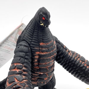 REDKING – Ultraman Ultra Monster Series #57 – Bandai Sofvi Tsuburaya