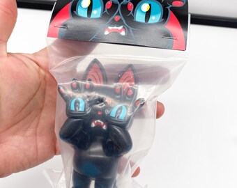 Kaiju Booska Inukuma Jumbo sofubi [40cm GID/Brown