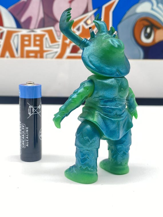 ANTLAR Bandai Soul of Bullmark Kaiju Sofubi 3