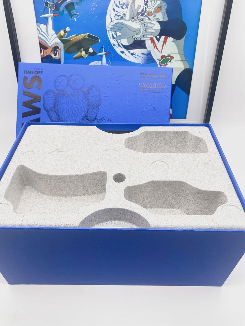 Kaws Time Off Blue Figure Open Edition - Medicom Toy Mib image 5